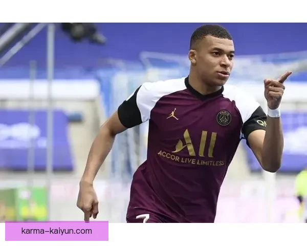 内马尔展现过人技巧，最新比赛中表现稳健引发关注